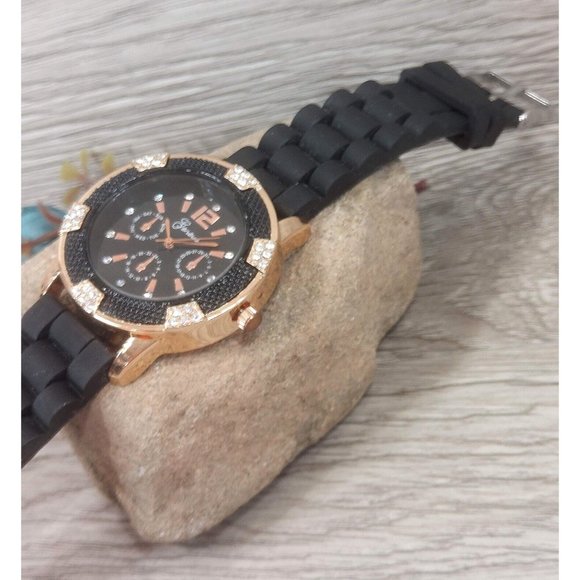 Unisex Bracelet Watch Black Gold Tone Soft Flexible Silicone Band Wristwatch - Picture 6 of 14